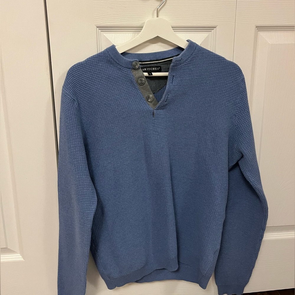 Men’s waffle knit crew neck button sweater